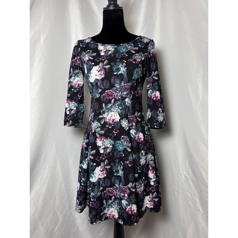 So Rad Floral Skater Dress Women Size S Black Purple 3/4 Sleeve Fit Flare Mini